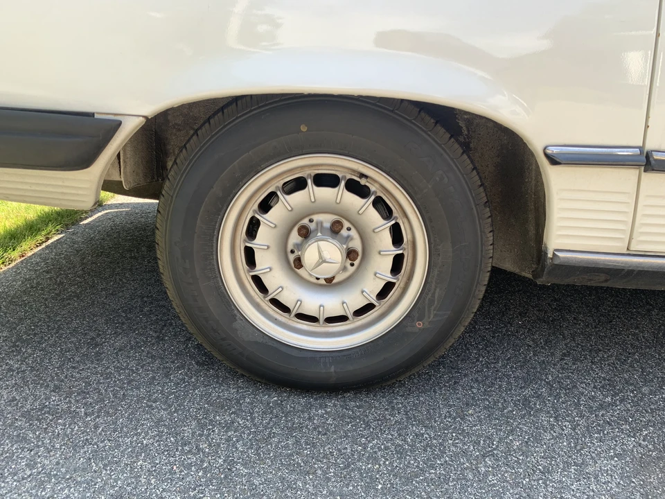 1982 Mercedes-Benz R107 SL-Class - Image 27 of 31