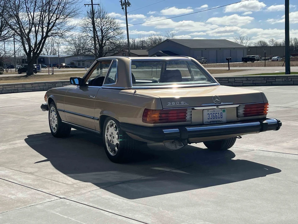 1982 Mercedes-Benz R107 SL-Class - Image 28 of 31