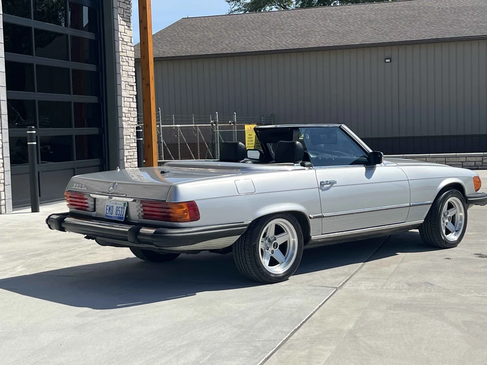 1982 Mercedes-Benz R107 SL-Class - Image 13 of 31