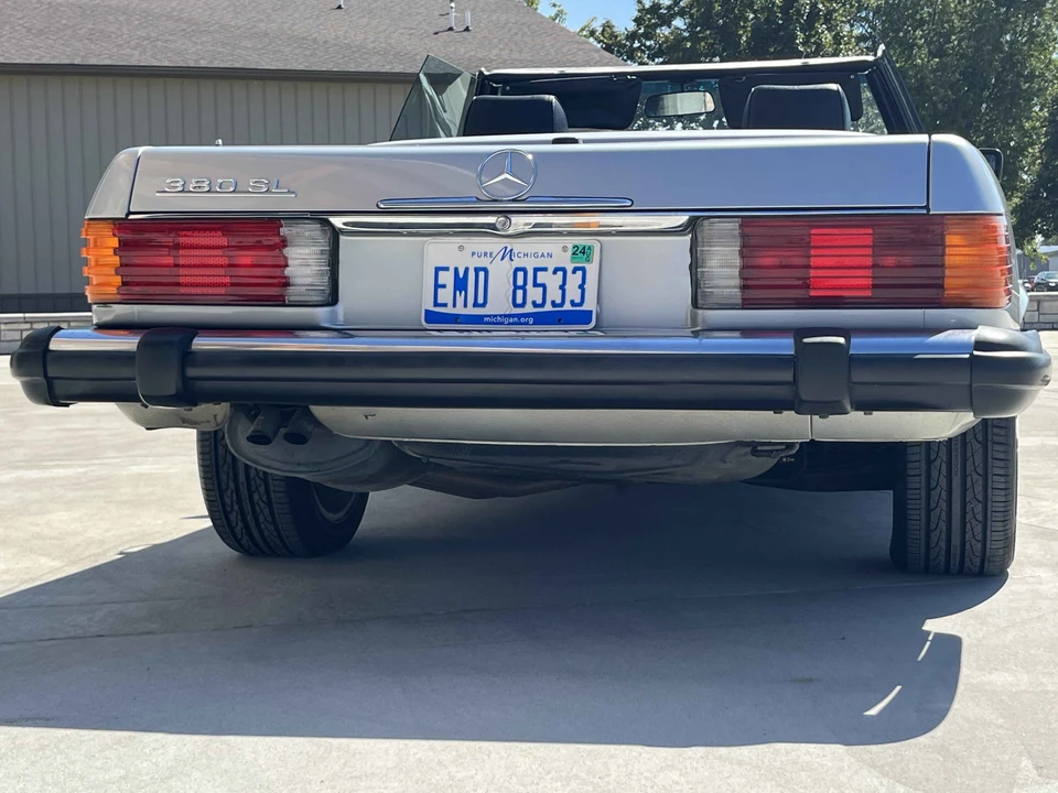 1982 Mercedes-Benz R107 SL-Class - Image 29 of 31