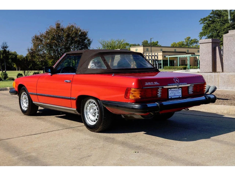 1982 Mercedes-Benz 190E - Image 13 of 31