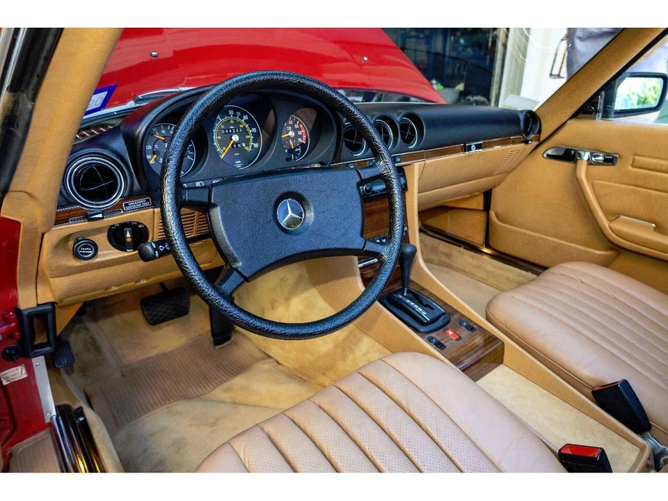 1982 Mercedes-Benz 190E - Image 25 of 31