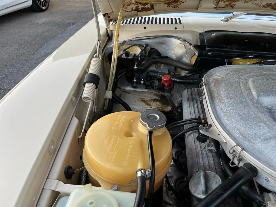 1982 Mercedes-Benz W201 190 - Image 17 of 31