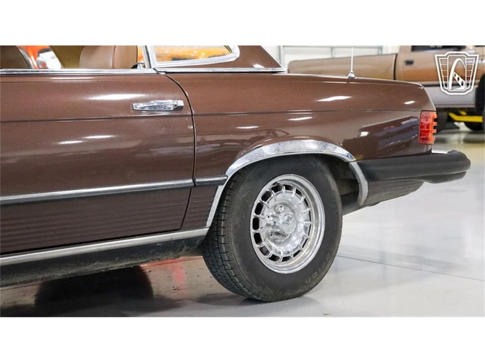 1982 Mercedes-Benz 190E - Image 16 of 31