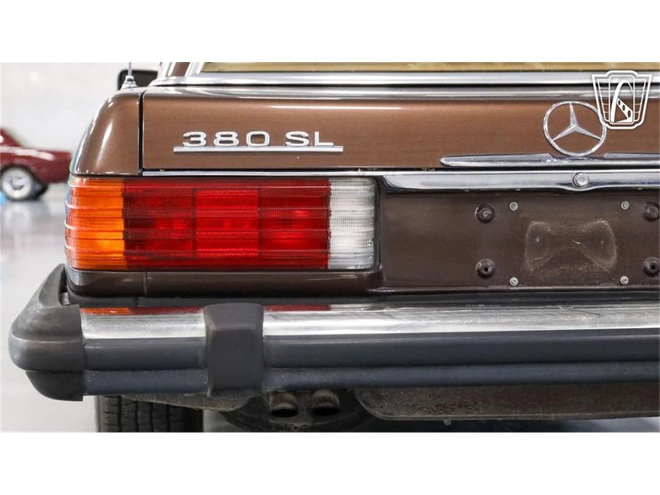 1982 Mercedes-Benz 190E - Image 21 of 31