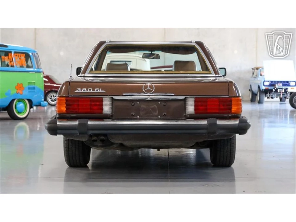 1982 Mercedes-Benz 190E - Image 18 of 31