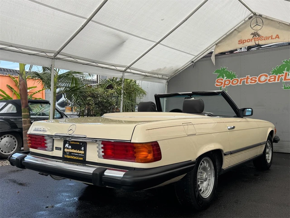 1982 Mercedes-Benz 190E - Image 12 of 31