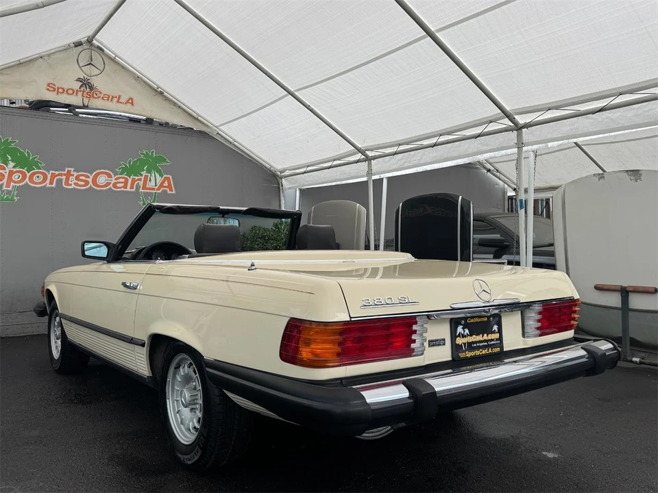 1982 Mercedes-Benz 190E - Image 9 of 31