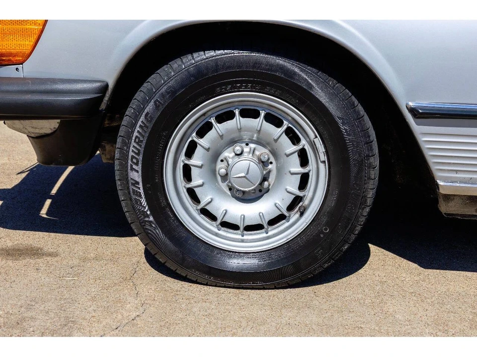 1982 Mercedes-Benz 190E - Image 21 of 26