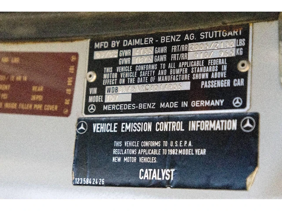 1982 Mercedes-Benz 190E - Image 26 of 26