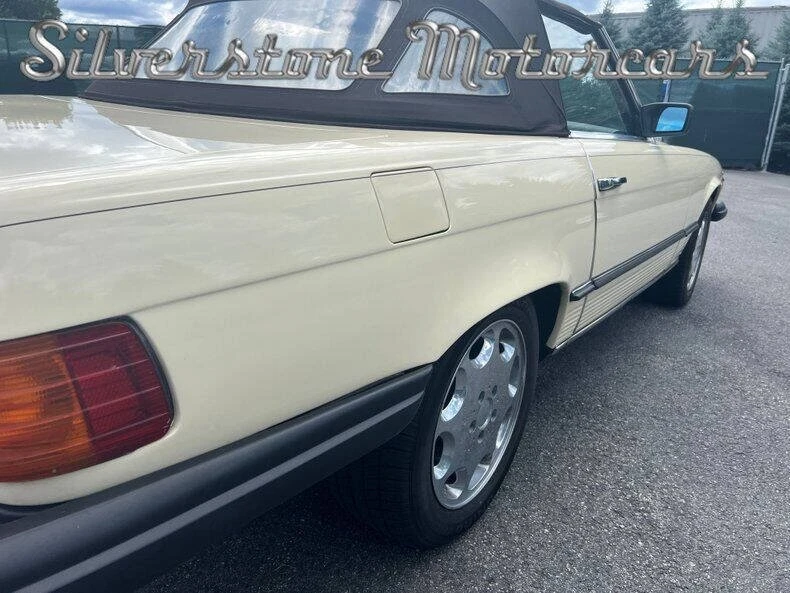 1982 Mercedes-Benz R107 SL-Class - Image 18 of 19