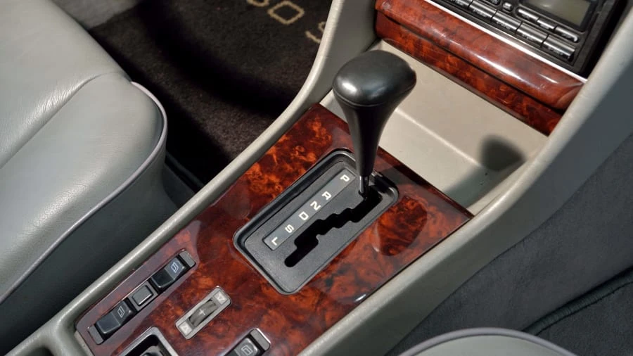 1982 Mercedes-Benz C126 S-Class Coupe - Image 9 of 22