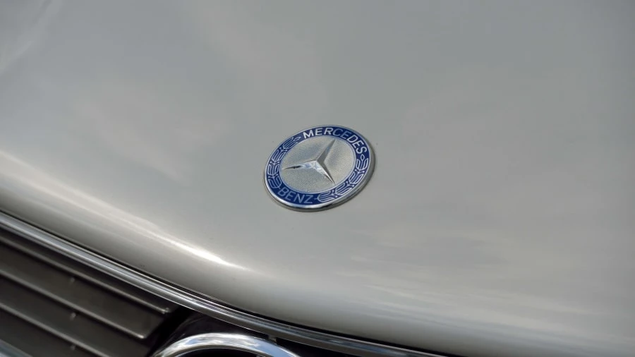 1982 Mercedes-Benz C126 S-Class Coupe - Image 17 of 22