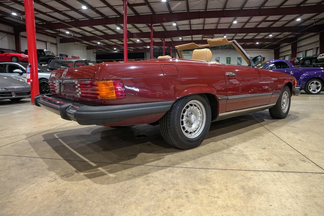 1982 Mercedes-Benz R107 SL-Class - Image 8 of 12