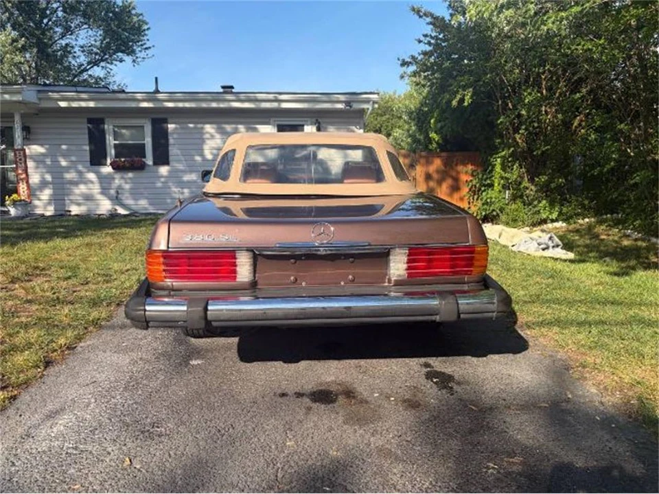 1982 Mercedes-Benz R107 SL-Class - Image 8 of 13