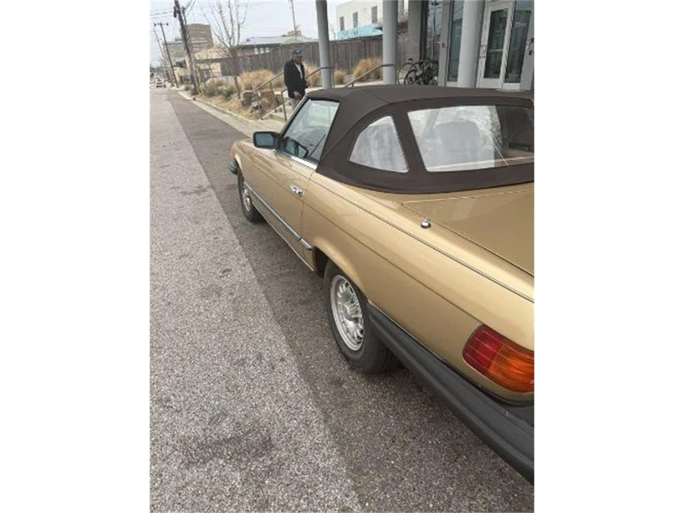 1982 Mercedes-Benz R107 SL-Class - Image 8 of 11