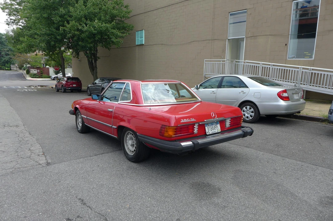 1982 Mercedes-Benz R107 SL-Class - Image 6 of 31