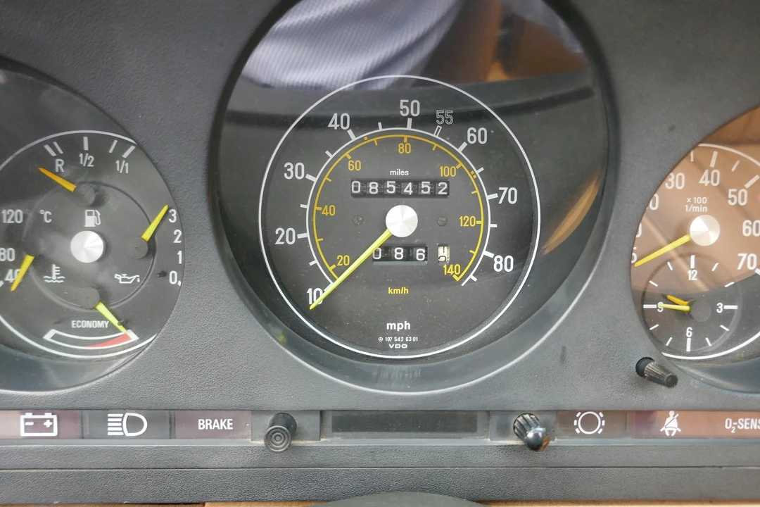 1982 Mercedes-Benz R107 SL-Class - Image 18 of 31