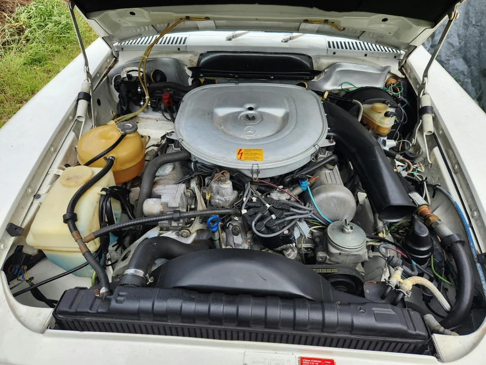 1982 Mercedes-Benz R107 SL-Class - Image 8 of 8