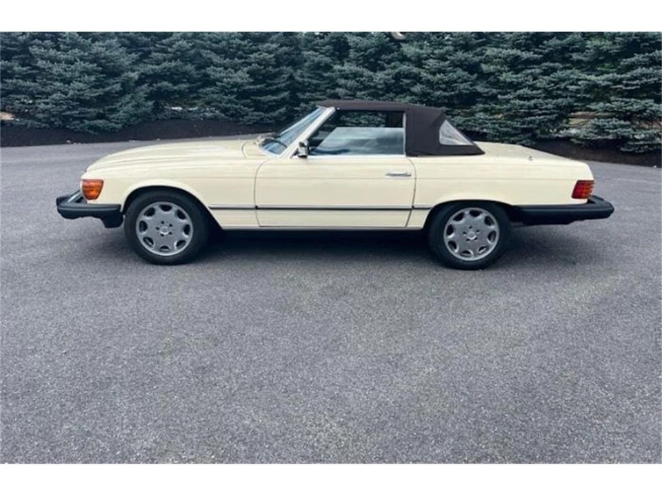 1982 Mercedes-Benz R107 SL-Class - Image 4 of 10