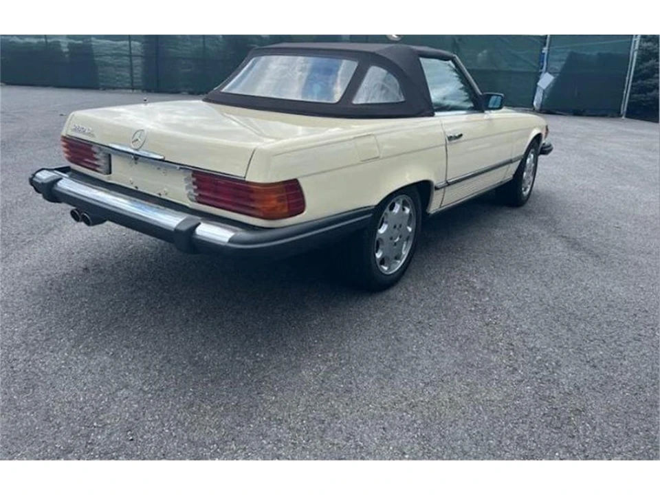 1982 Mercedes-Benz R107 SL-Class - Image 6 of 10
