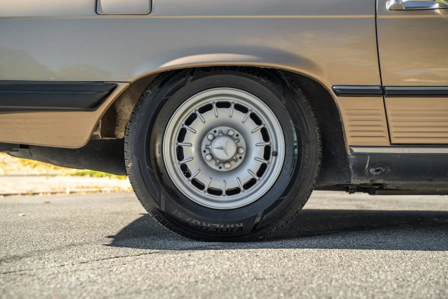 1982 Mercedes-Benz R107 SL-Class - Image 14 of 31