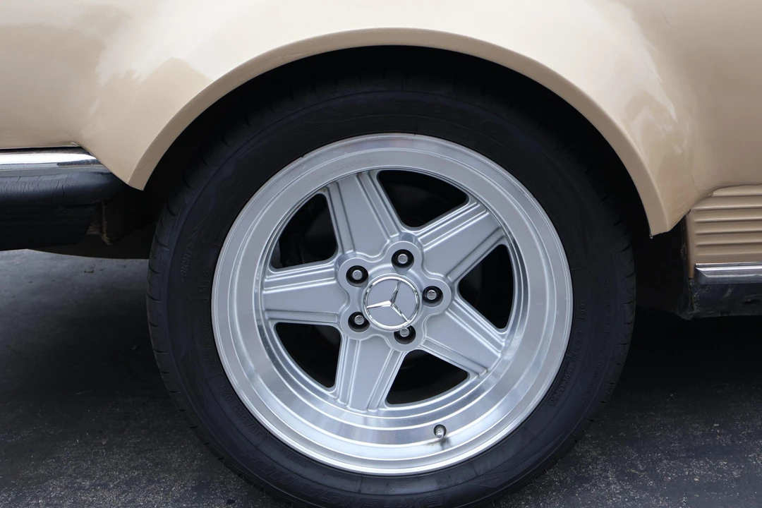 1982 Mercedes-Benz R107 SL-Class - Image 27 of 31