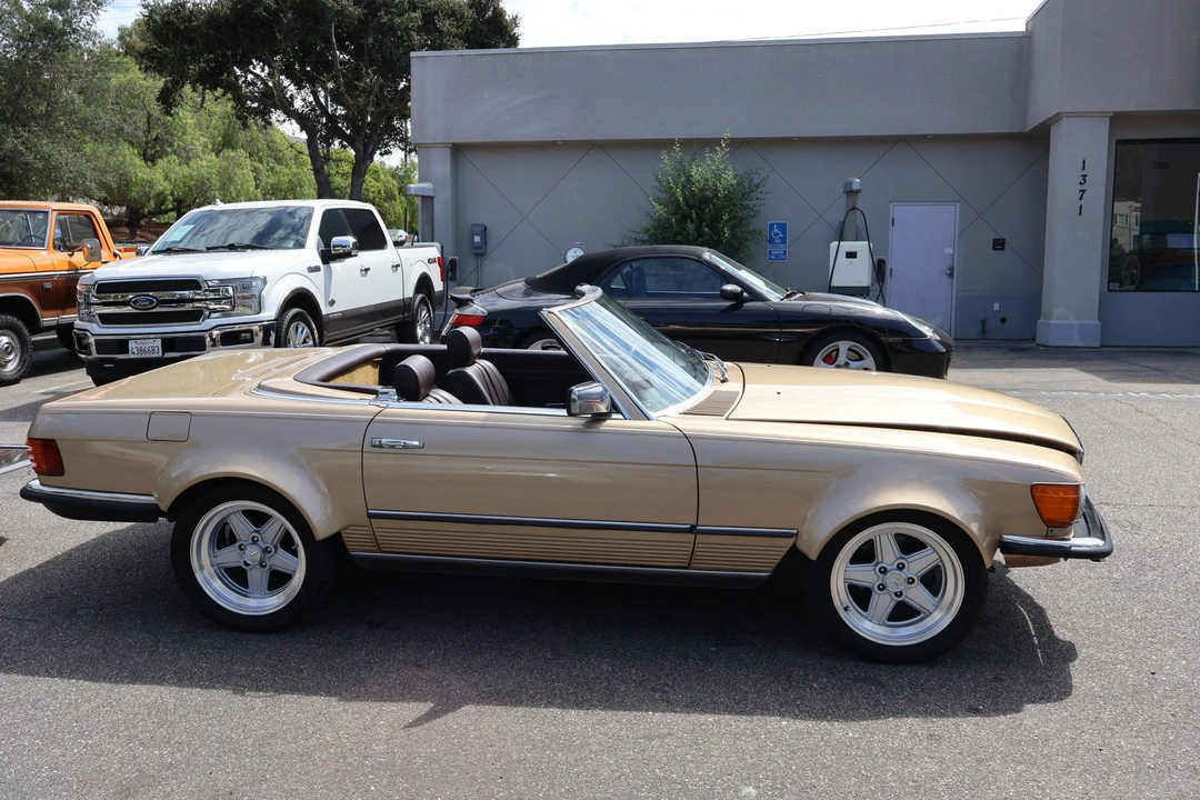 1982 Mercedes-Benz R107 SL-Class - Image 18 of 31