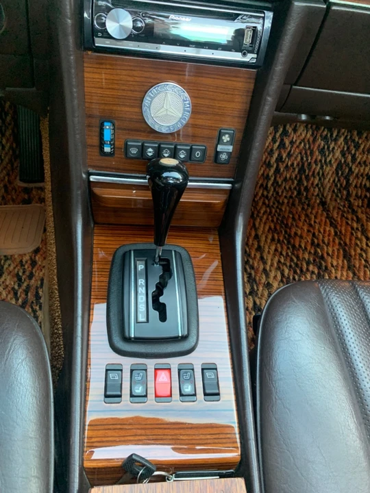 1982 Mercedes-Benz R107 SL-Class - Image 17 of 21