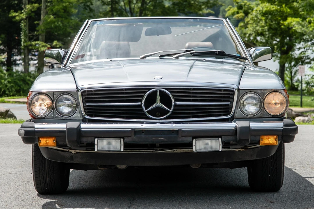 1982 Mercedes-Benz R107 SL-Class - Image 2 of 31