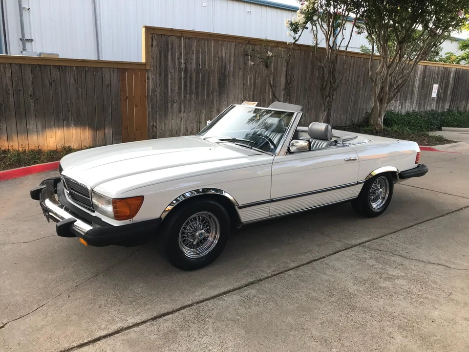 1982 Mercedes-Benz R107 SL-Class - Image 2 of 31