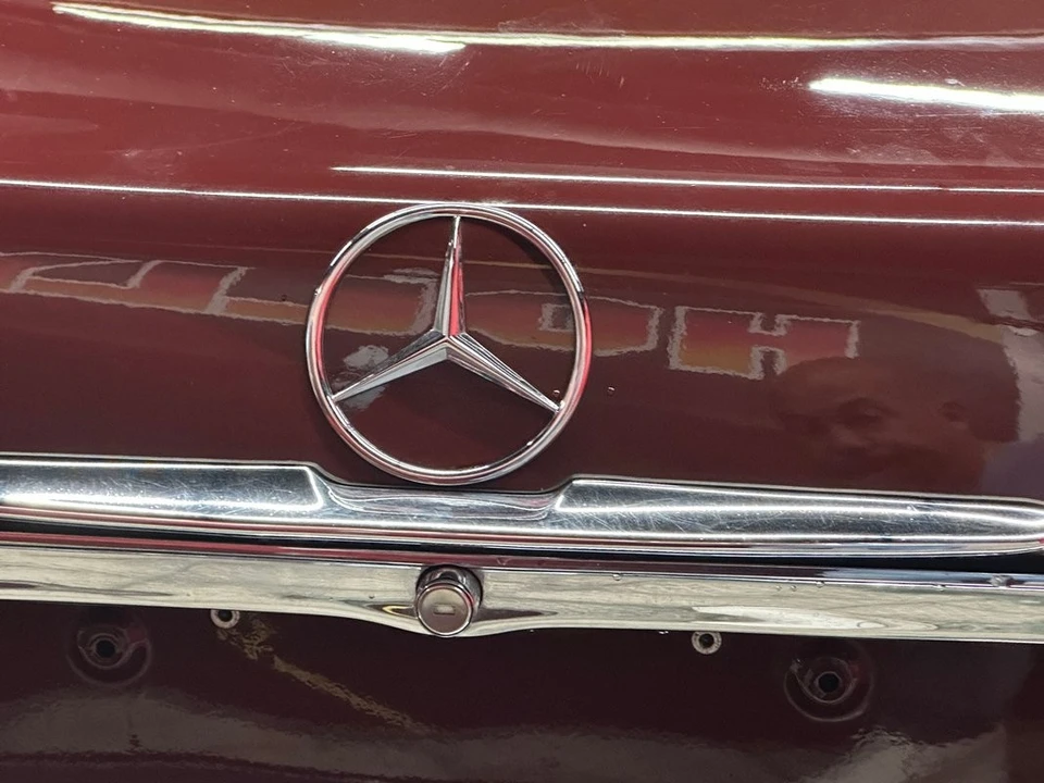 1982 Mercedes-Benz R107 SL-Class - Image 18 of 21