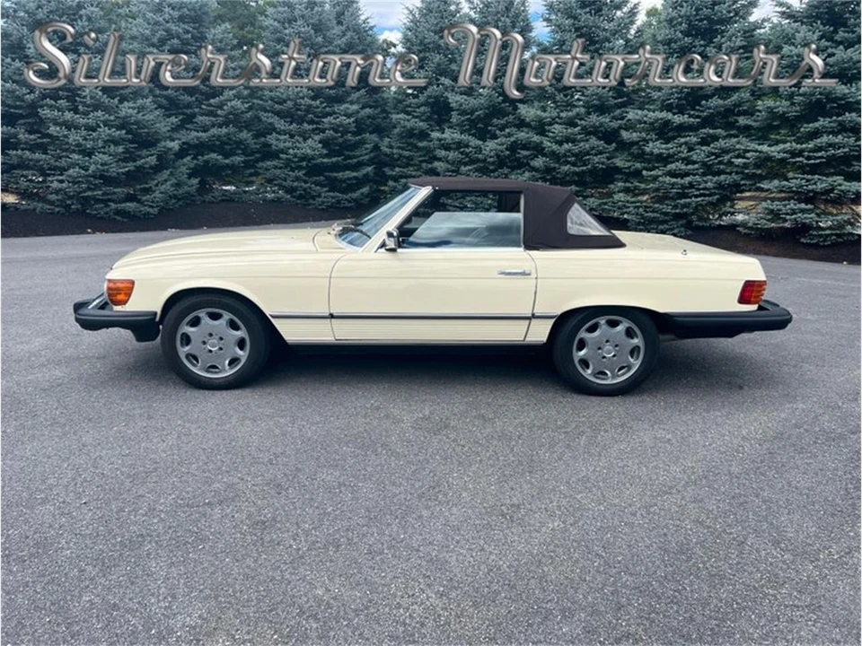 1982 Mercedes-Benz R107 SL-Class - Image 8 of 31