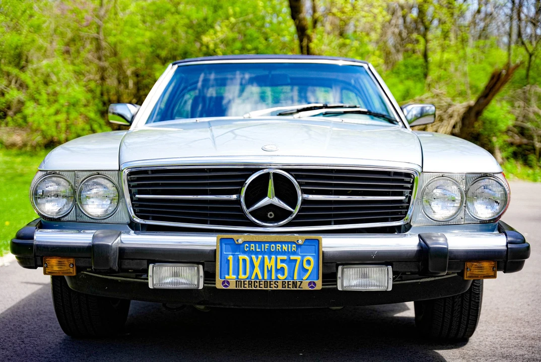 1982 Mercedes-Benz R107 SL-Class - Image 2 of 31