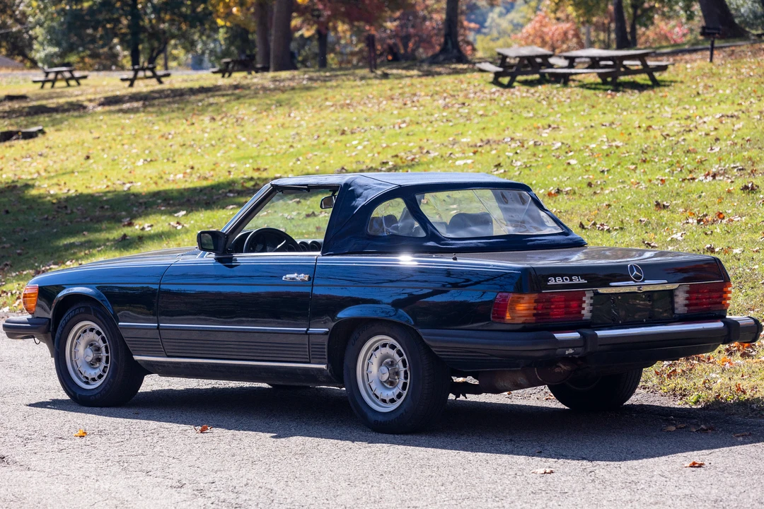 1982 Mercedes-Benz R107 SL-Class - Image 30 of 31
