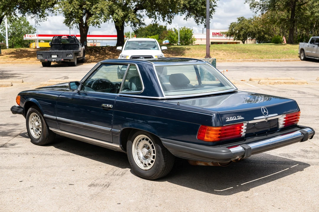 1982 Mercedes-Benz R107 SL-Class - Image 25 of 31