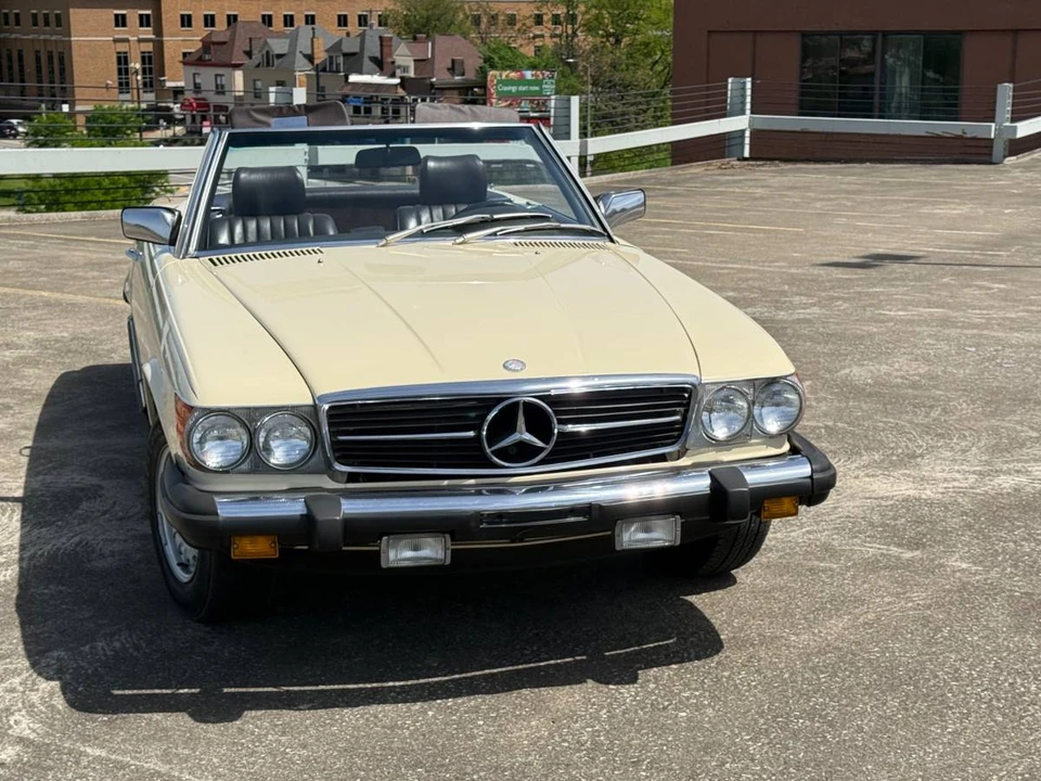 1982 Mercedes-Benz R107 SL-Class - Image 11 of 17