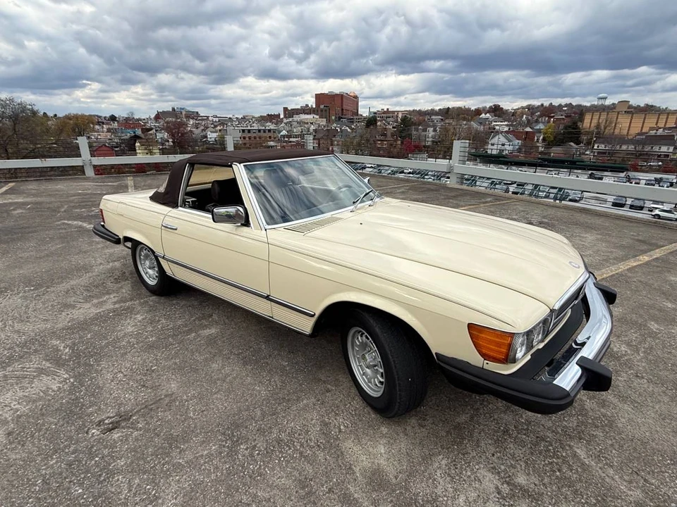 1982 Mercedes-Benz R107 SL-Class - Image 12 of 17