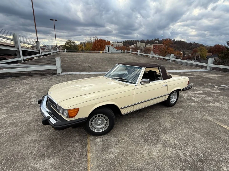 1982 Mercedes-Benz R107 SL-Class - Image 14 of 17