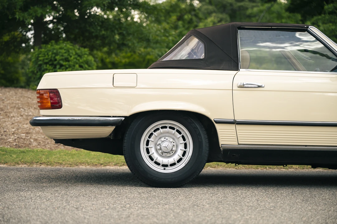 1982 Mercedes-Benz R107 SL-Class - Image 30 of 31