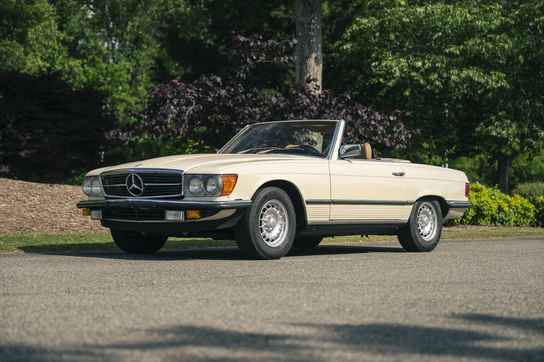 1982 Mercedes-Benz R107 SL-Class - Image 2 of 31