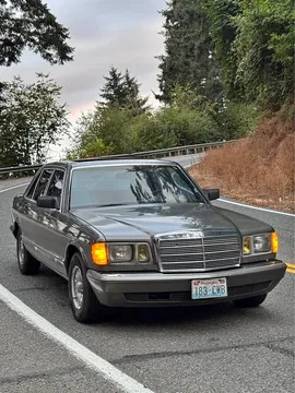 1982 Mercedes-Benz 400 SEL Sedan