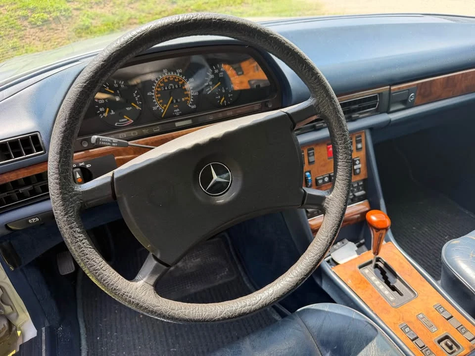 1982 Mercedes-Benz C126 S-Class Coupe - Image 7 of 10