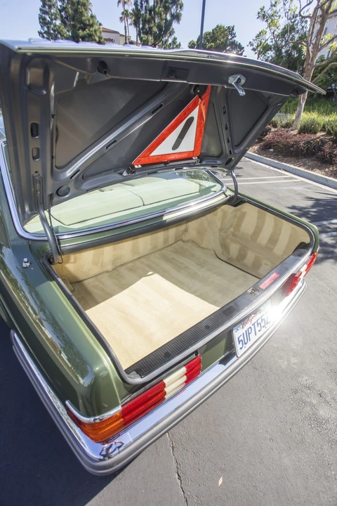 1982 Mercedes-Benz C126 S-Class Coupe - Image 3 of 31
