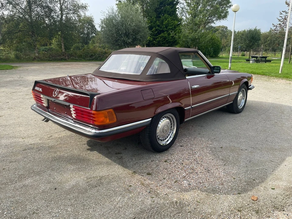 1982 Mercedes-Benz R107 SL-Class - Image 15 of 30