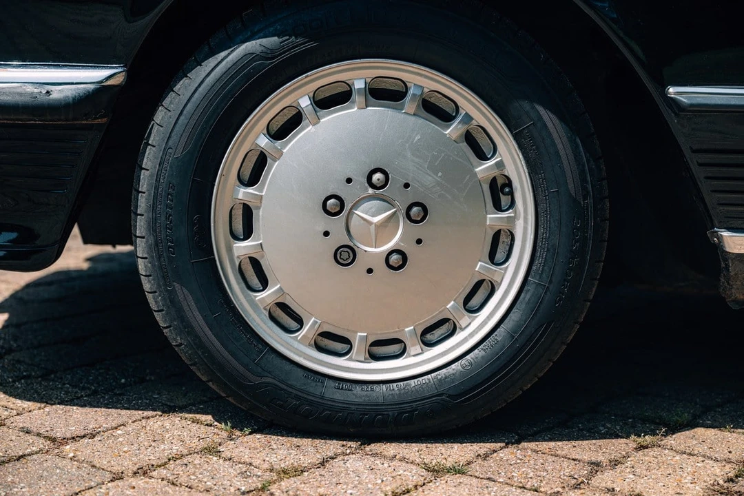 1982 Mercedes-Benz R107 SL-Class - Image 25 of 30