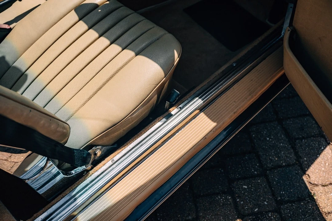 1982 Mercedes-Benz R107 SL-Class - Image 12 of 30