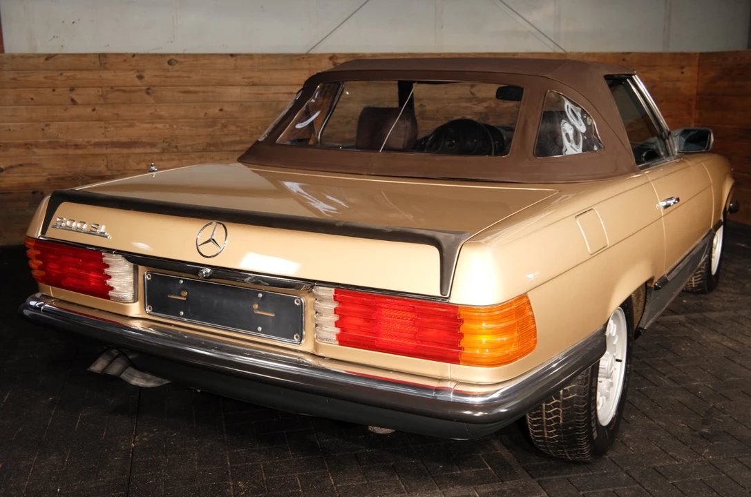 1982 Mercedes-Benz R107 SL-Class - Image 8 of 31