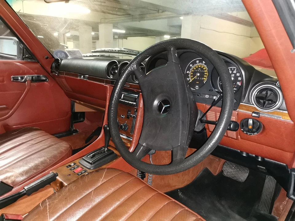 1982 Mercedes-Benz R107 SL-Class - Image 3 of 8