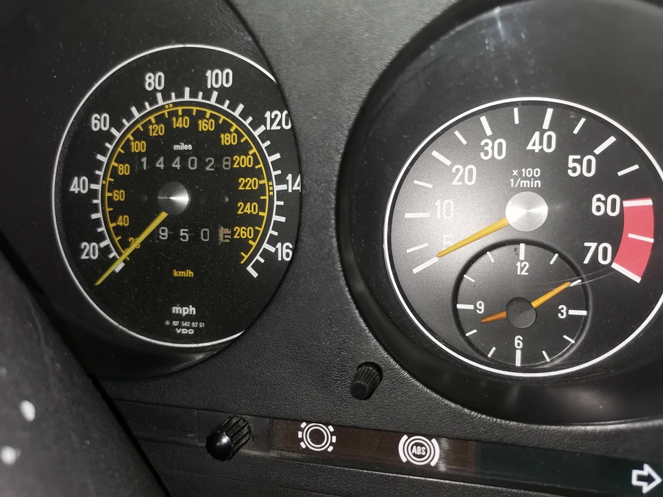 1982 Mercedes-Benz R107 SL-Class - Image 5 of 8